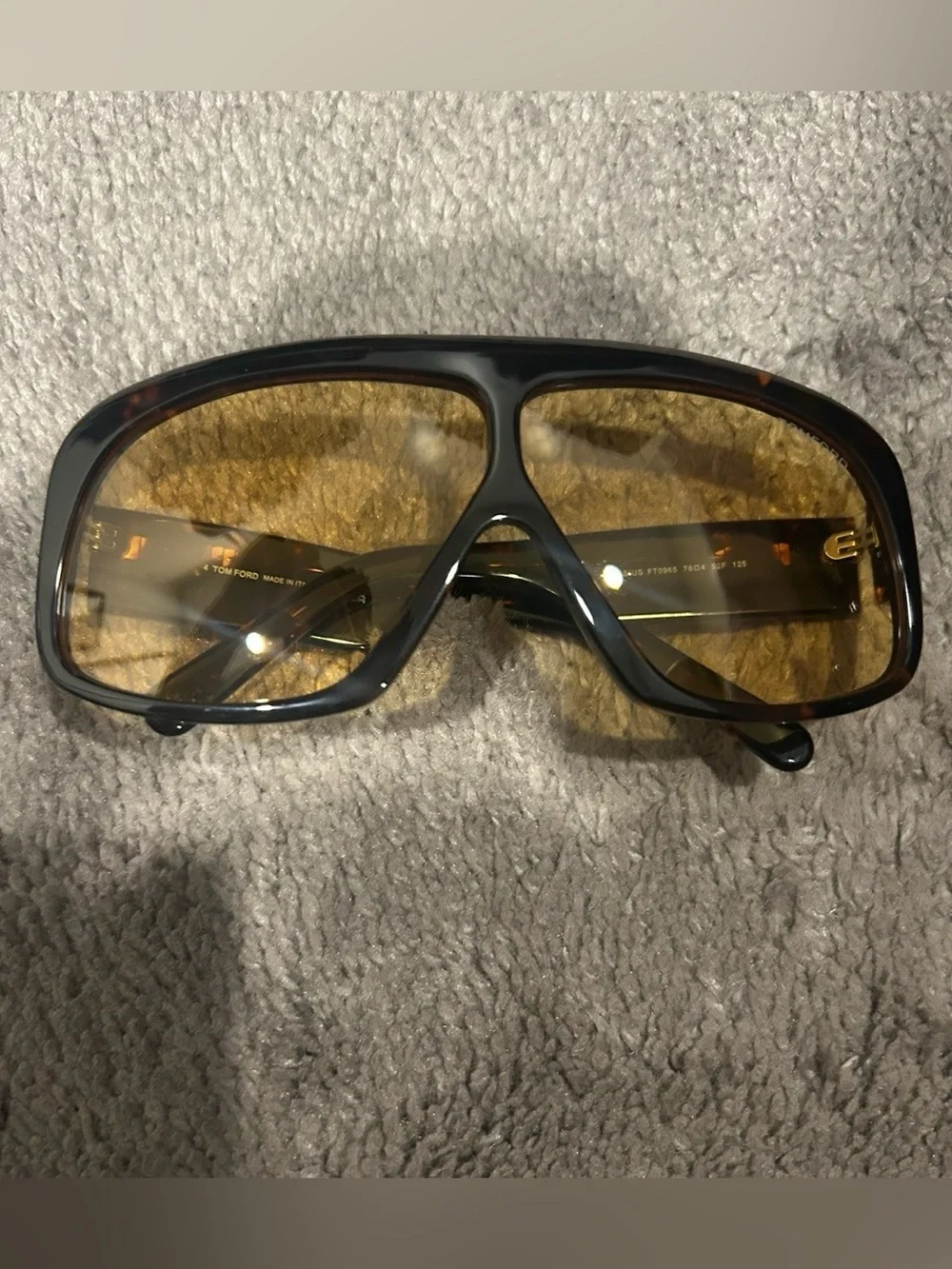 Tortoiseshell Frame Sunglasses with Yellow Lenses